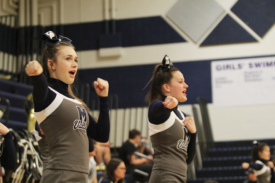 Mill Valley News | Cheer team leads their school and community