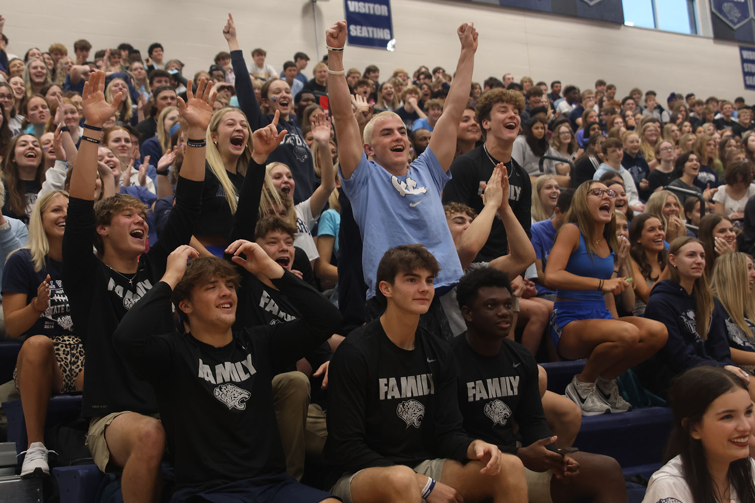 Shawnee Mission cancels classes for Super Bowl parade