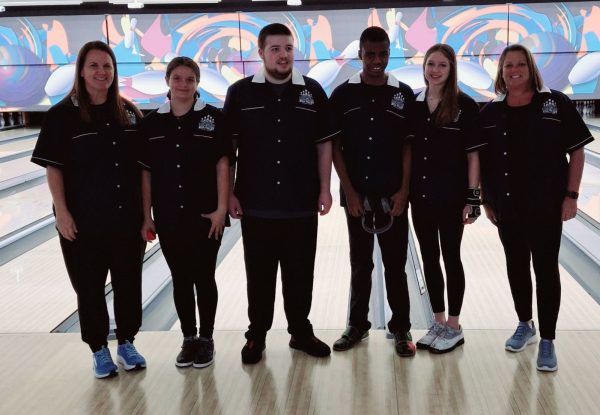 The Unified Bowling team poses after regionals on Wednesday Nov. 13.  